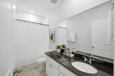 5718 Los Robles Court Palmetto FL 34221