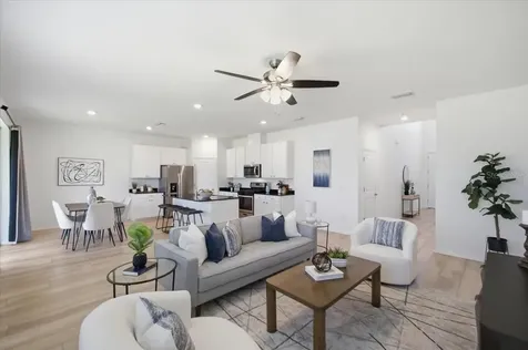 5718 Los Robles Court Palmetto FL 34221