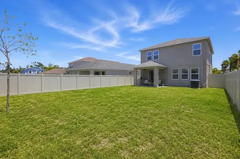 5718 Los Robles Court Palmetto FL 34221