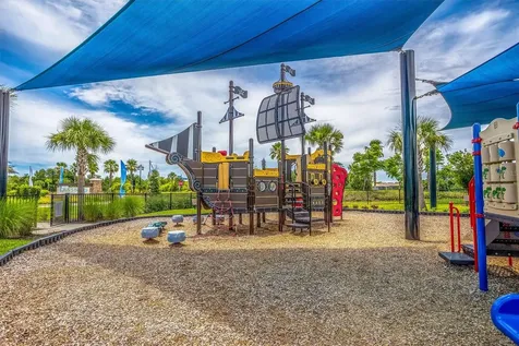 5718 Los Robles Court Palmetto FL 34221