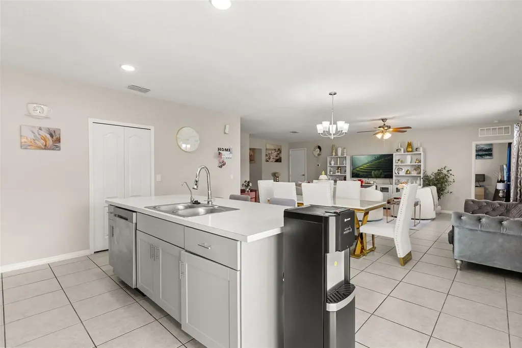 1918 Michigan Drive Kissimmee FL 34759