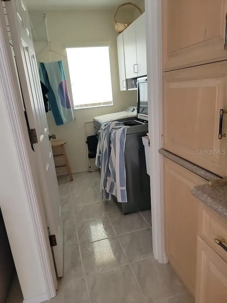 9438 Crugar Englewood FL 34224