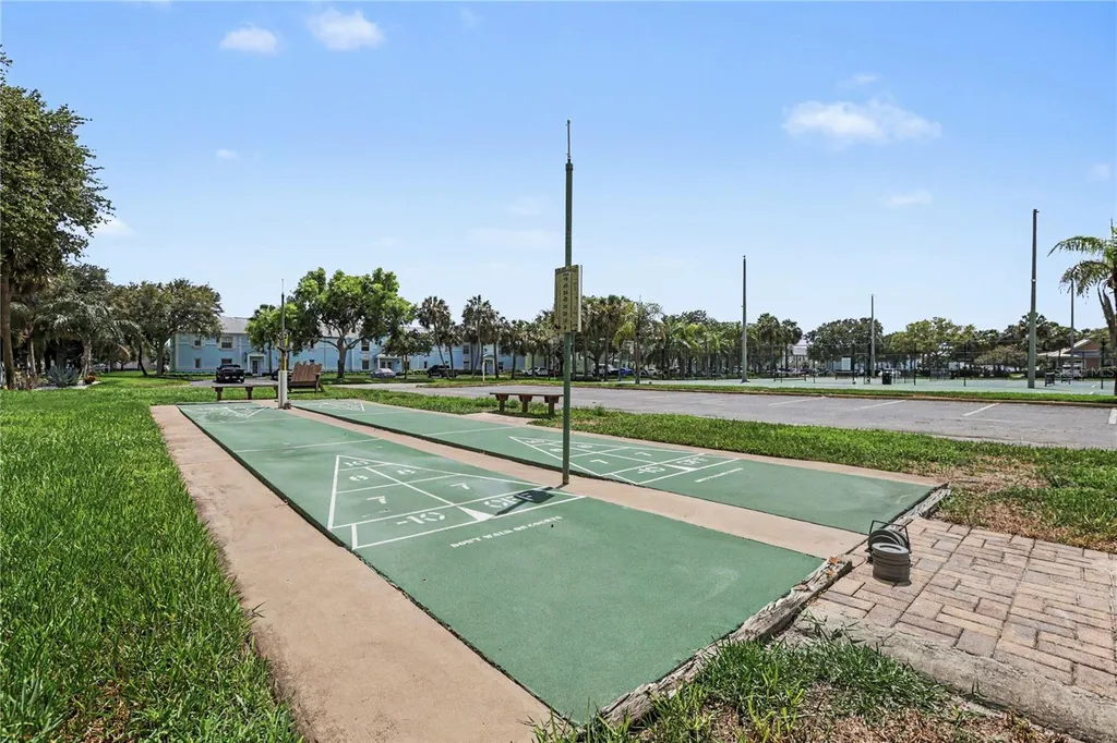 5176 Salmon Drive SE St Petersburg FL 33705