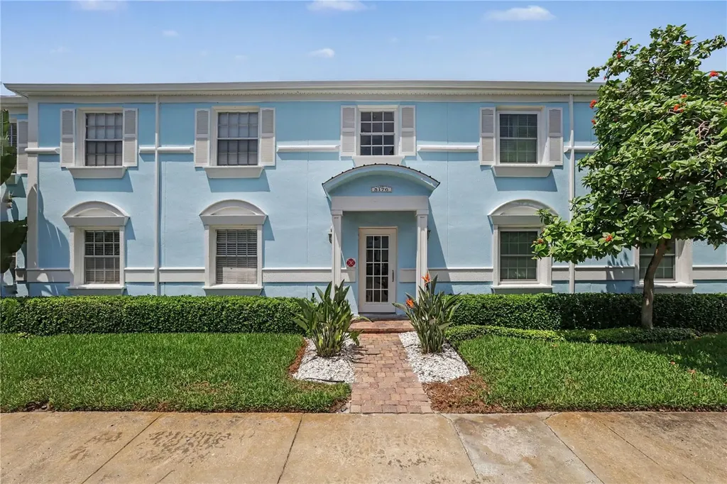 5176 Salmon Drive SE St Petersburg FL 33705