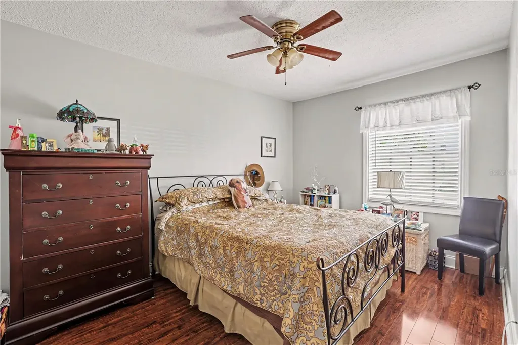 5176 Salmon Drive SE St Petersburg FL 33705