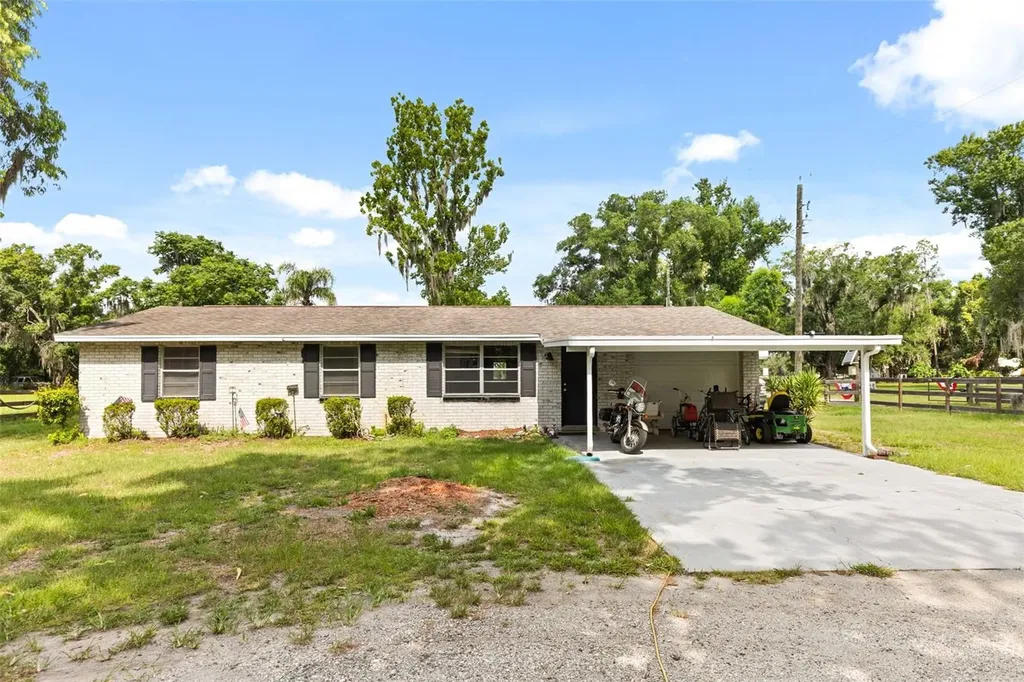 12631 Hobson Simmons Road Lithia FL 33547