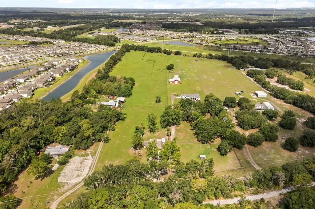 12631 Hobson Simmons Road Lithia FL 33547
