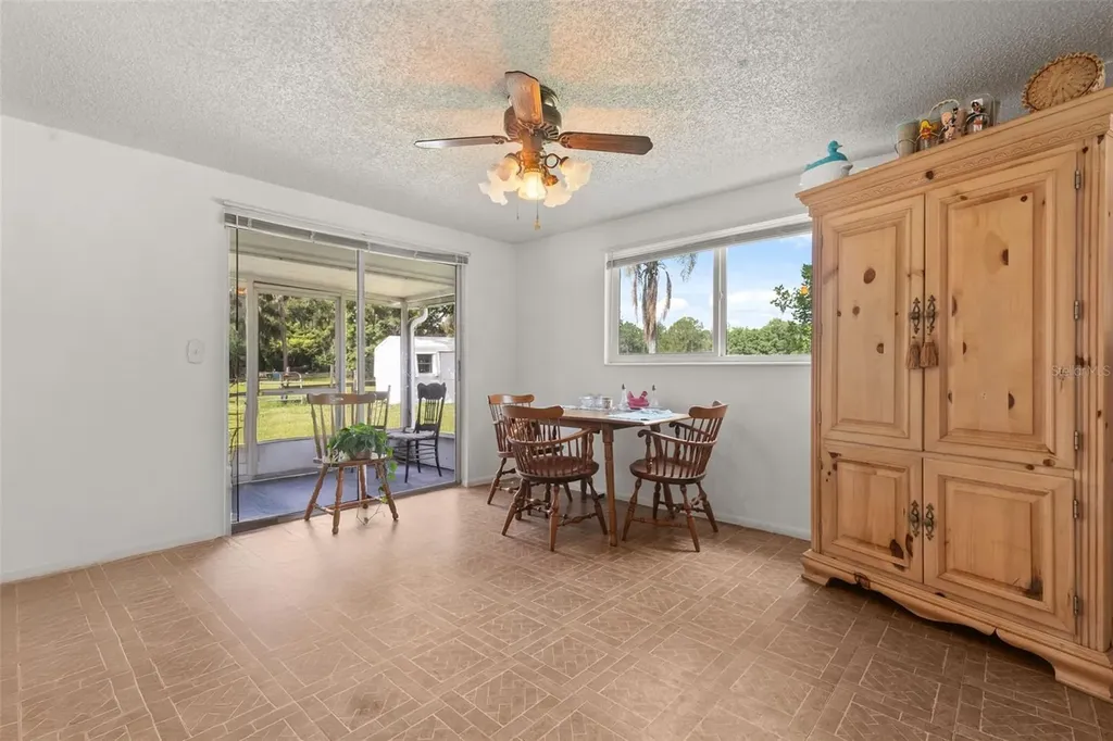 12631 Hobson Simmons Road Lithia FL 33547