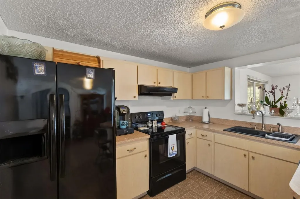 12631 Hobson Simmons Road Lithia FL 33547