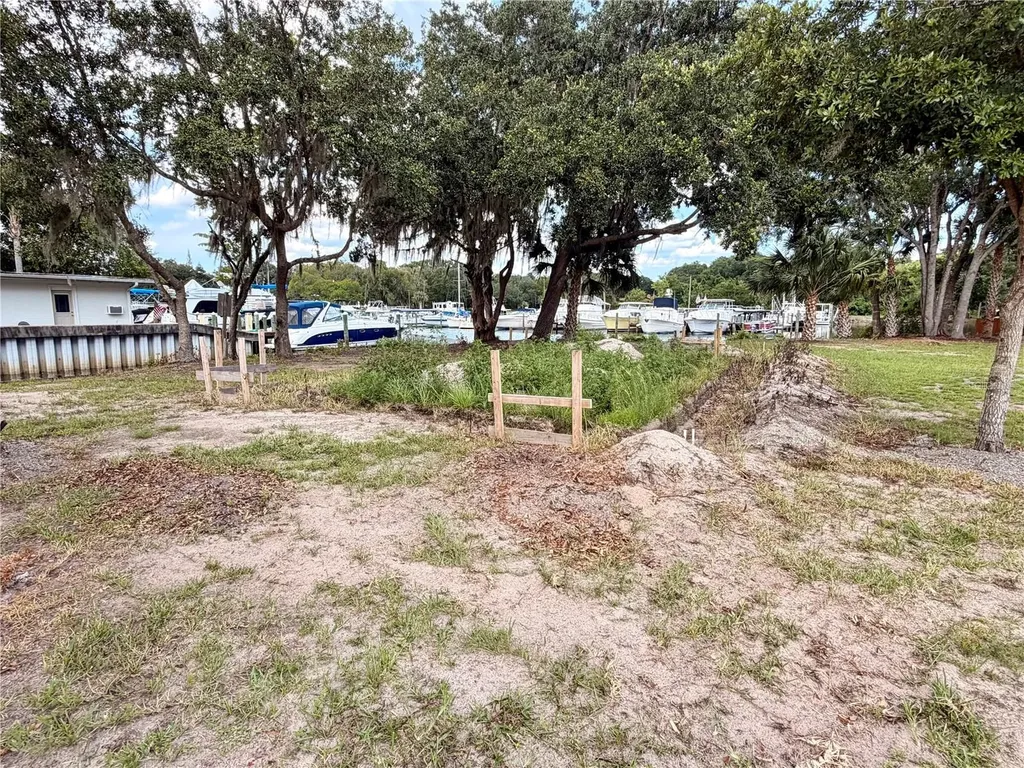 1570 Riveredge Court Astor FL 32102