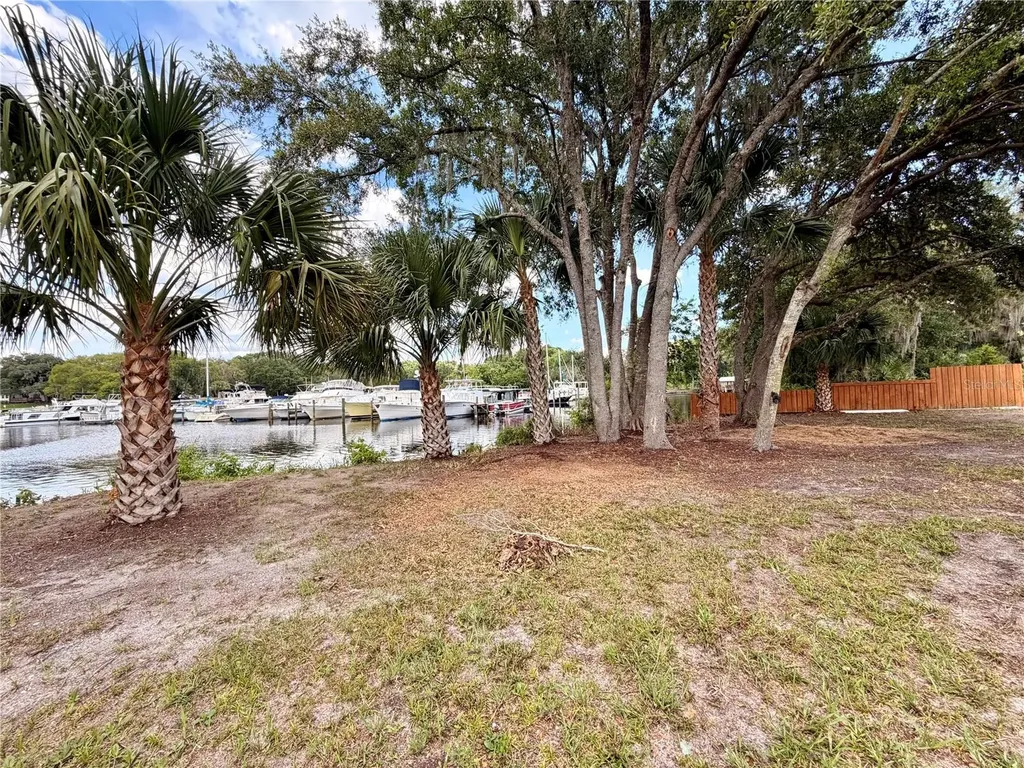 1570 Riveredge Court Astor FL 32102