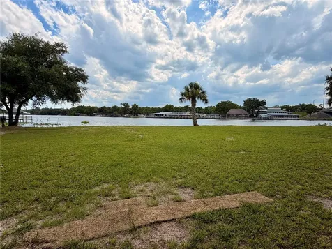 1570 Riveredge Court Astor FL 32102