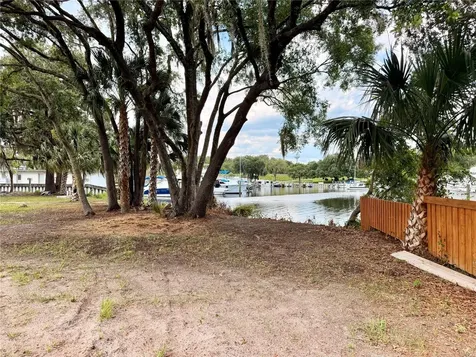 1570 Riveredge Court Astor FL 32102
