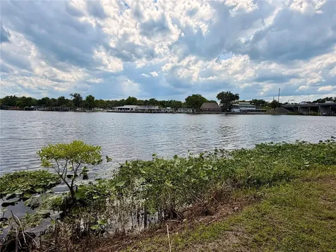 1570 Riveredge Court Astor FL 32102