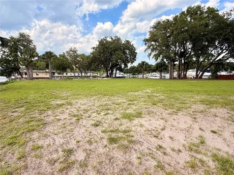 1570 Riveredge Court Astor FL 32102