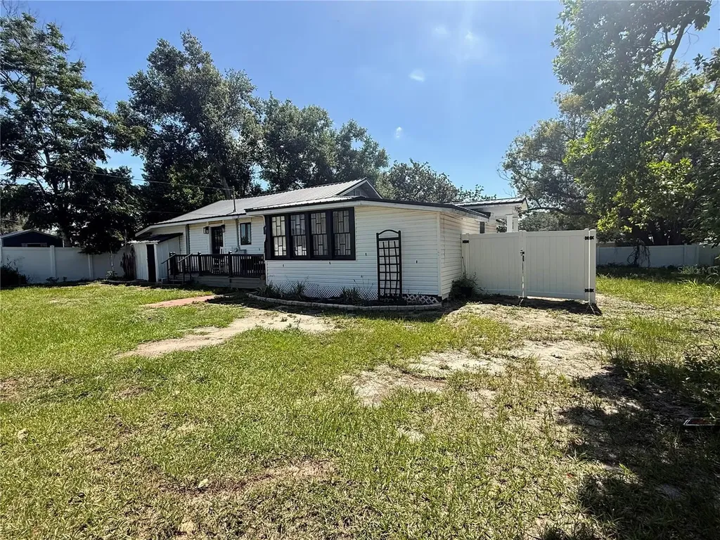 650 9th Street NE Winter Haven FL 33881