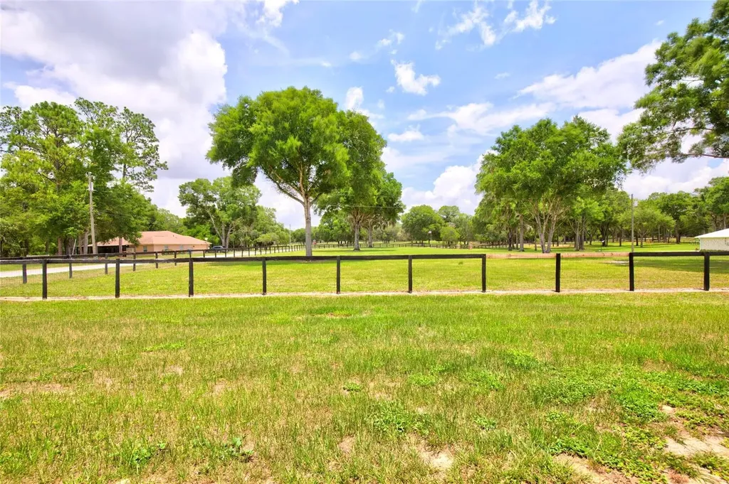 10081 SW 130th Court Dunnellon FL 34432