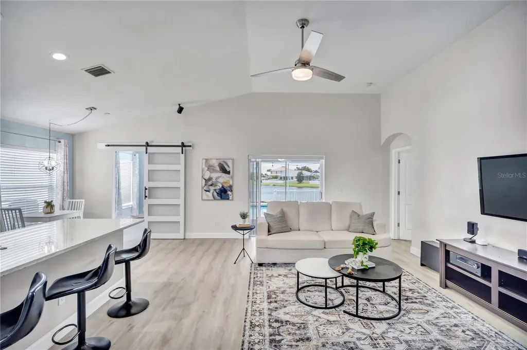 809 Addison Drive NE St Petersburg FL 33716