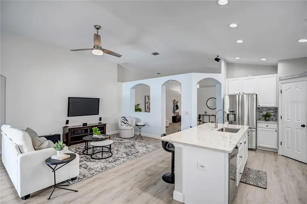 809 Addison Drive NE St Petersburg FL 33716