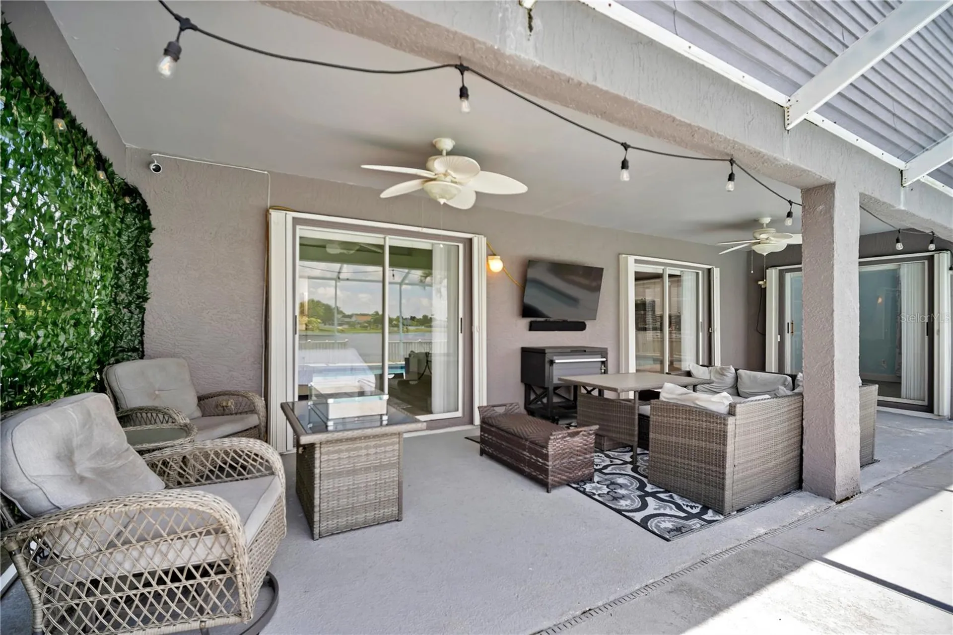 809 Addison Drive NE St Petersburg FL 33716