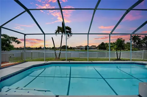 809 Addison Drive NE St Petersburg FL 33716
