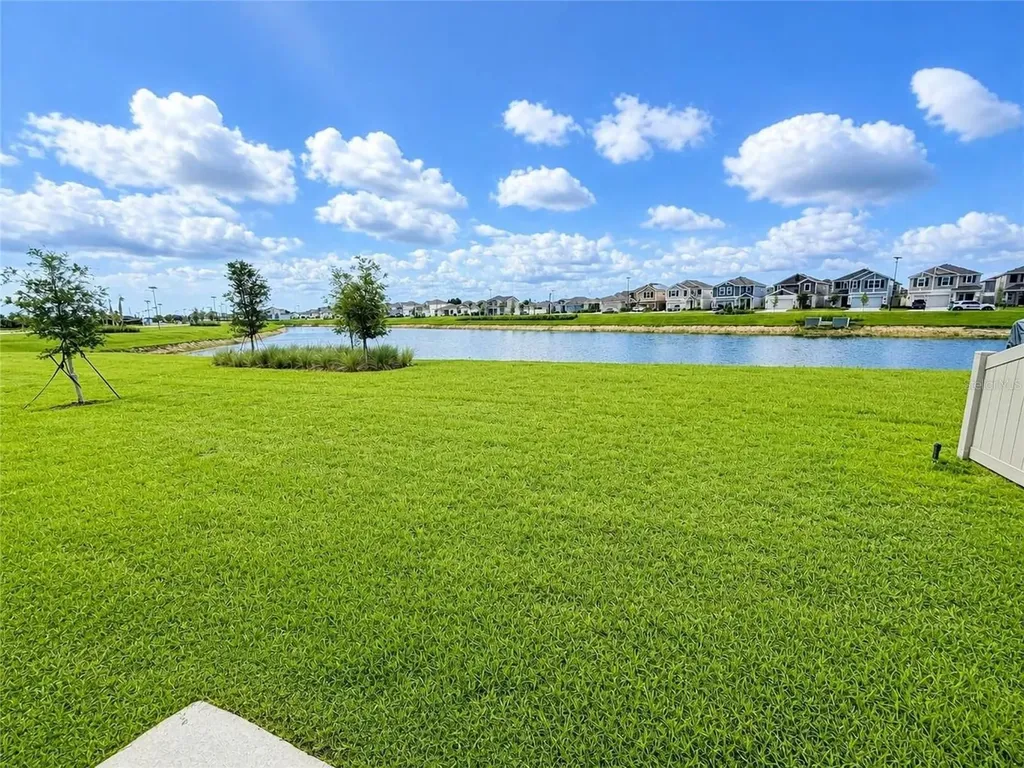 2085 Lasso Loop Eagle Lake FL 33839