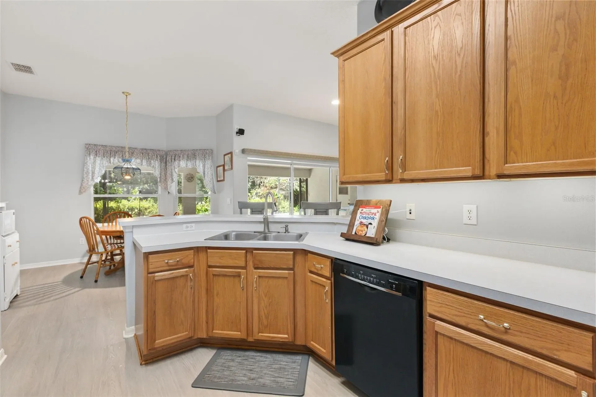 1420 Mirkwood Cove Oviedo FL 32765
