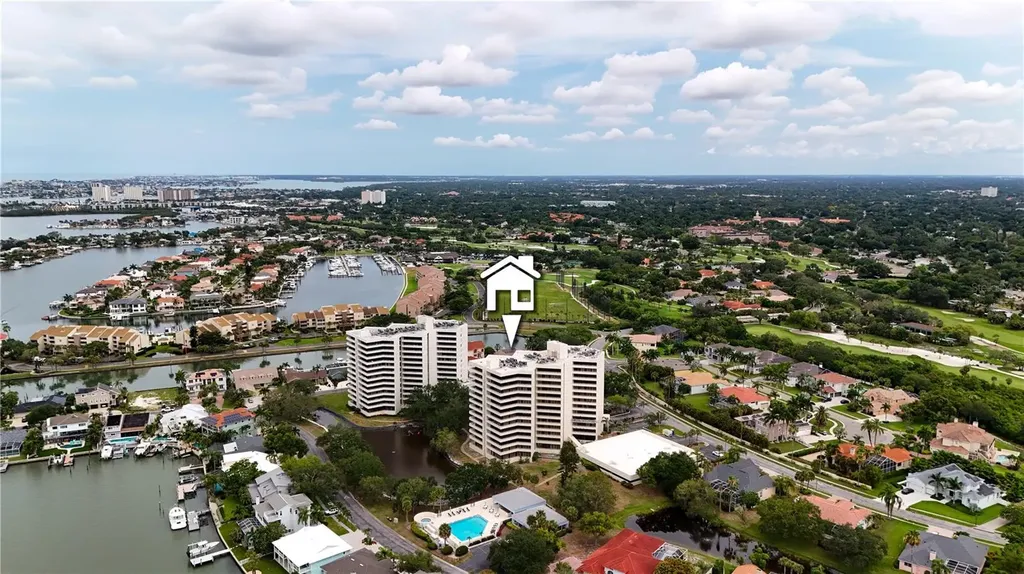 5940 Pelican Bay Plaza S St Petersburg FL 33707