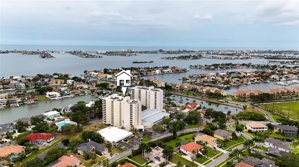 5940 Pelican Bay Plaza S St Petersburg FL 33707