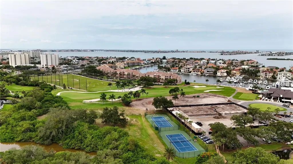 5940 Pelican Bay Plaza S St Petersburg FL 33707