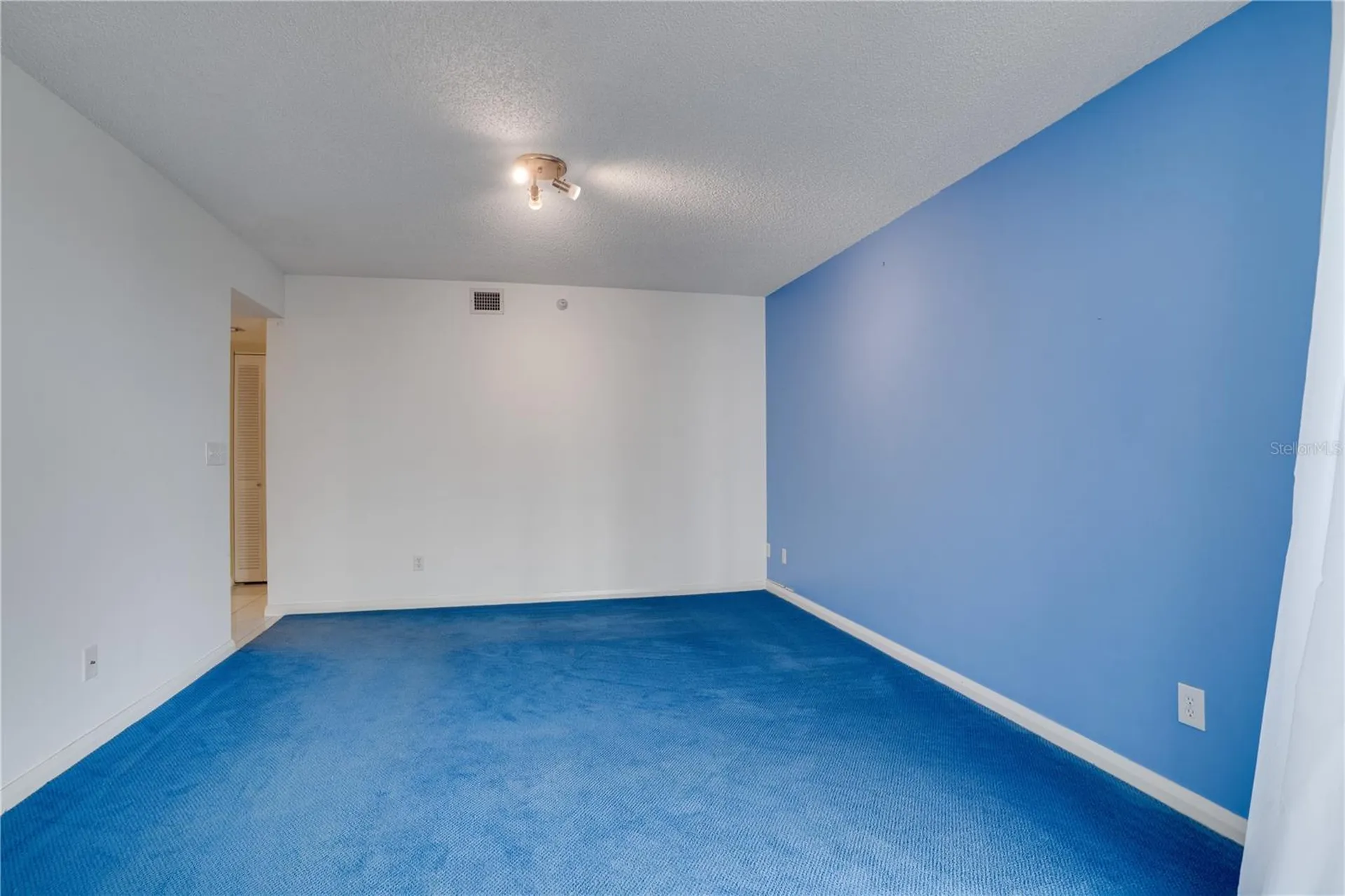 5940 Pelican Bay Plaza S St Petersburg FL 33707