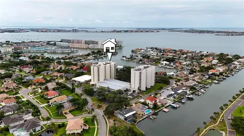 5940 Pelican Bay Plaza S St Petersburg FL 33707