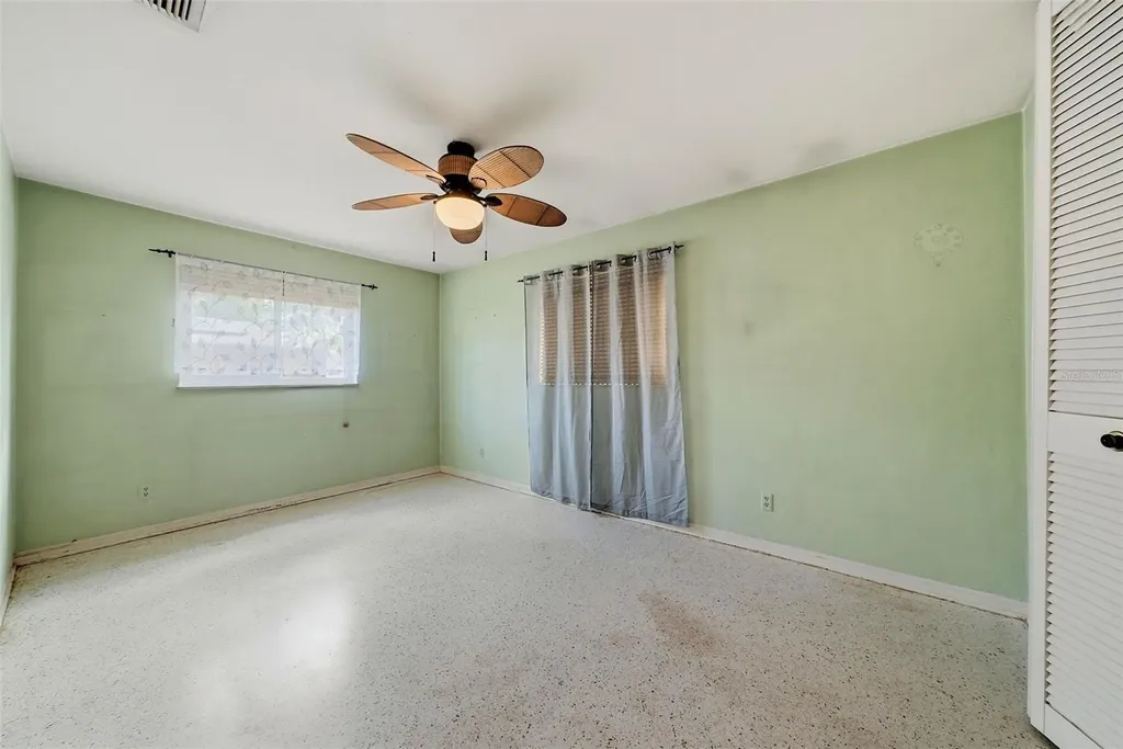 3360 70 Street N St Petersburg FL 33710