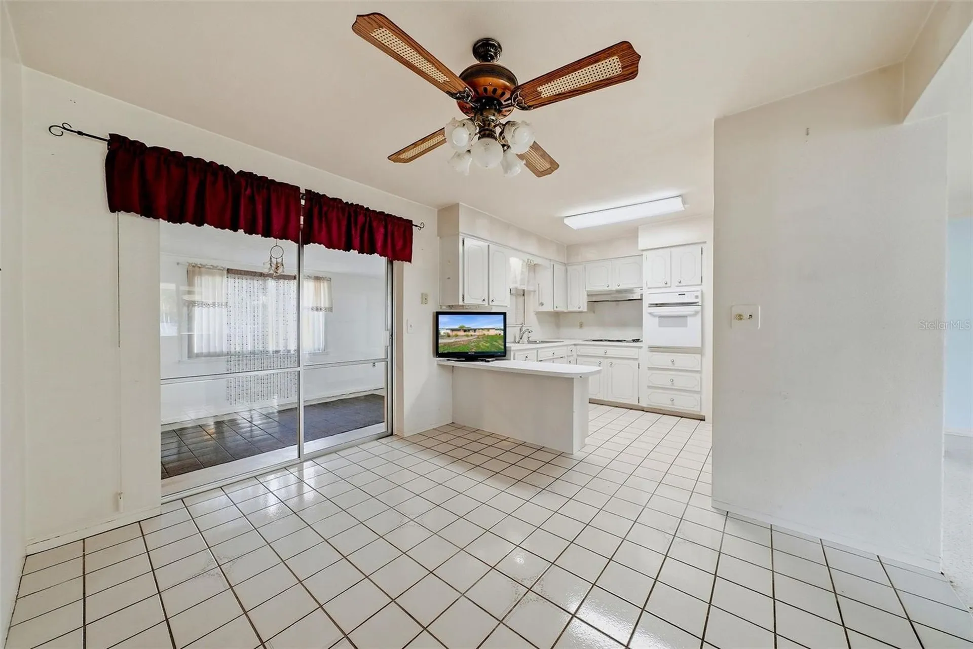 3360 70 Street N St Petersburg FL 33710