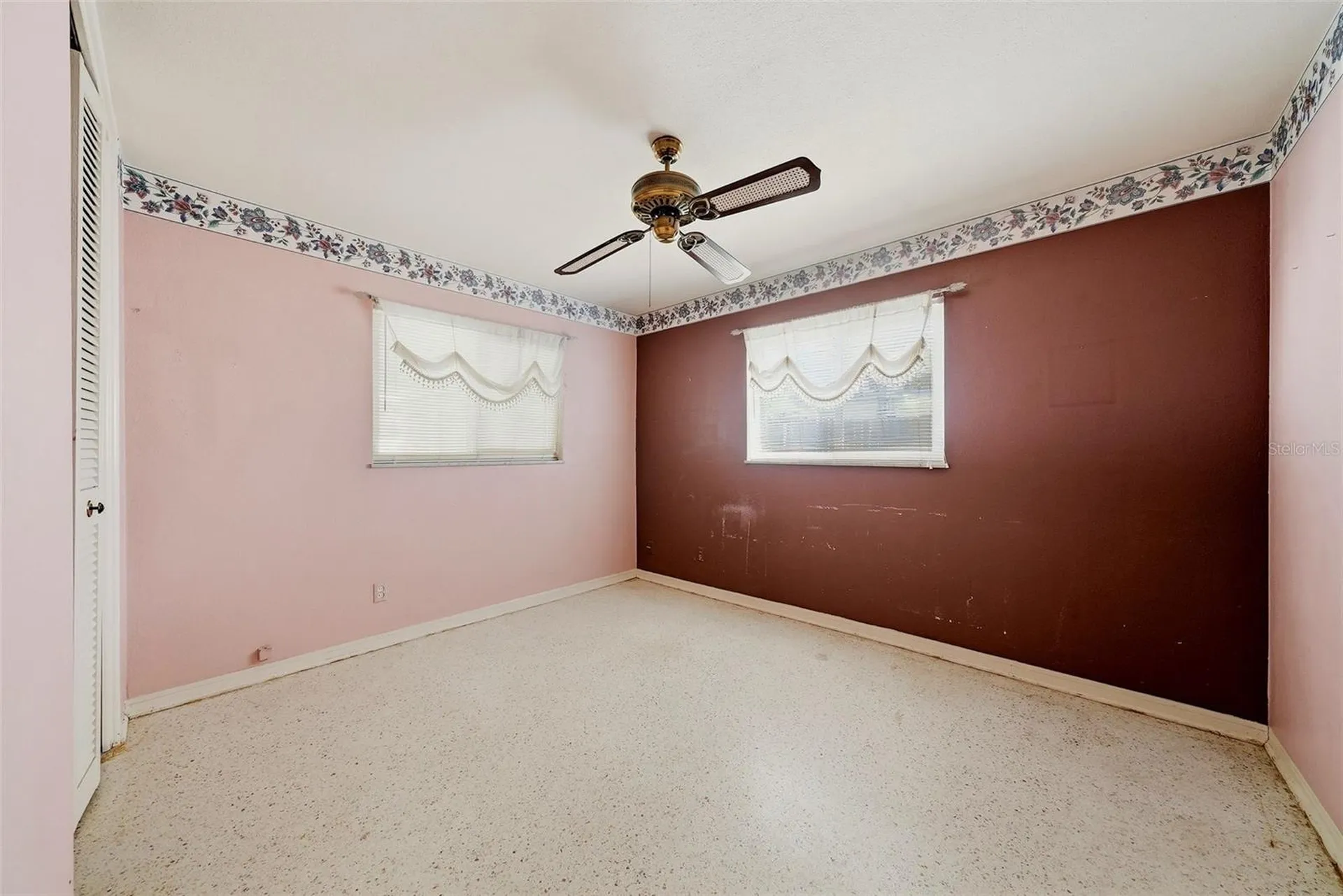 3360 70 Street N St Petersburg FL 33710