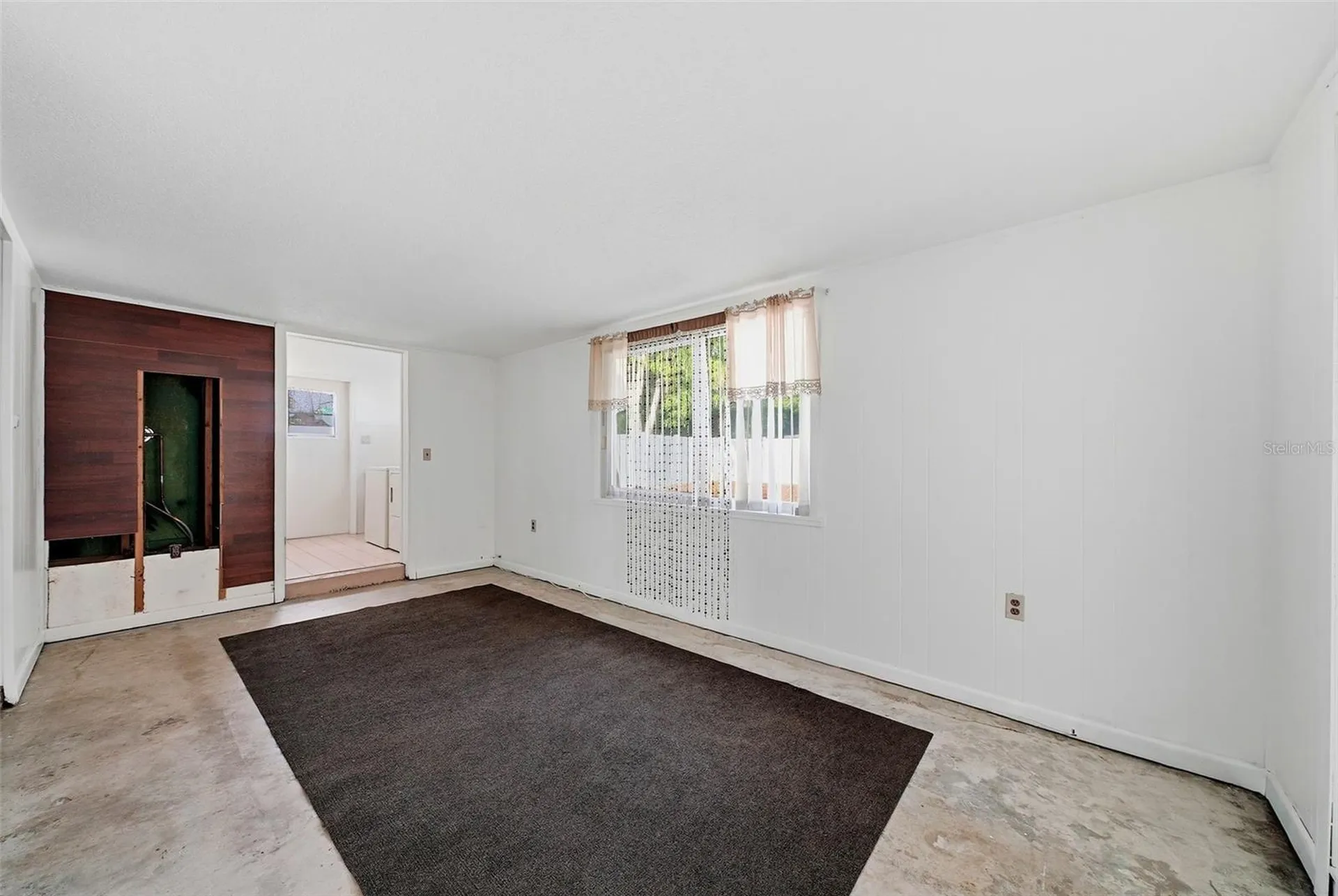 3360 70 Street N St Petersburg FL 33710
