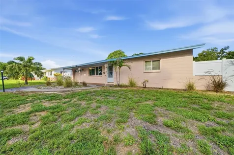 3360 70 Street N St Petersburg FL 33710