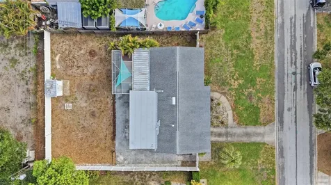 3360 70 Street N St Petersburg FL 33710