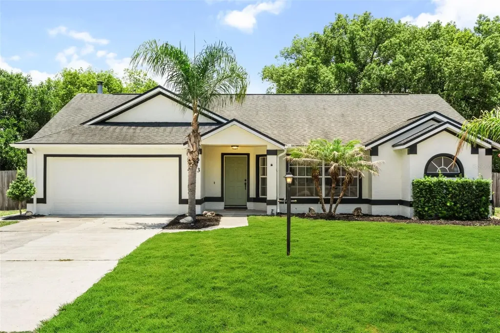 5543 Pine Street Mount Dora FL 32757