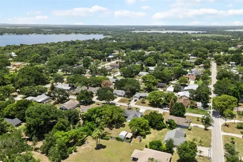 5543 Pine Street Mount Dora FL 32757