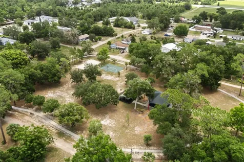 5543 Pine Street Mount Dora FL 32757