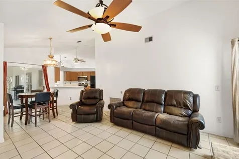 5543 Pine Street Mount Dora FL 32757