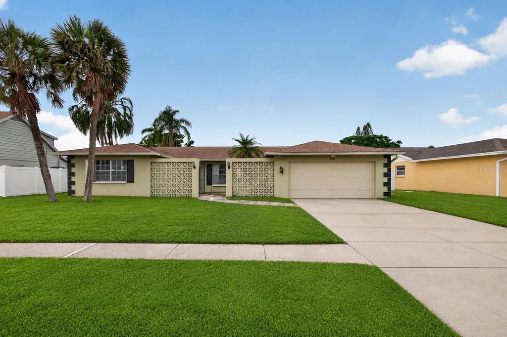 4724 Soapstone Drive Tampa FL 33615