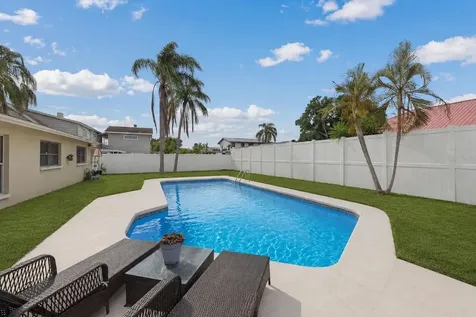 4724 Soapstone Drive Tampa FL 33615