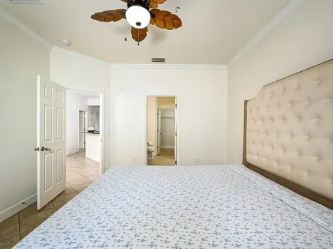 7919 Limestone Lane Sarasota FL 34233