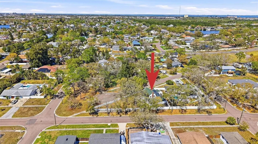 301 81st Avenue NE St Petersburg FL 33702
