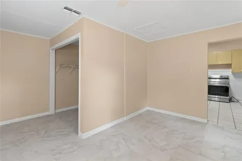 907 N Clark Street Plant City FL 33563
