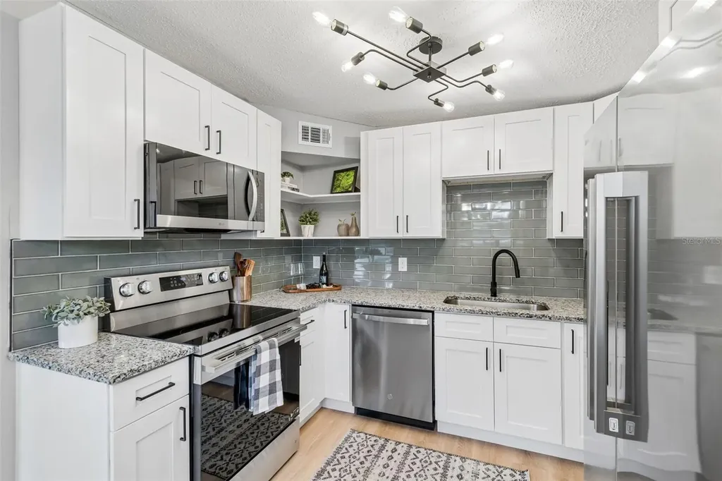 8828 91st Terrace Seminole FL 33777
