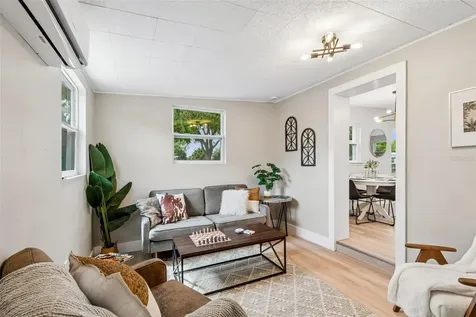 8828 91st Terrace Seminole FL 33777