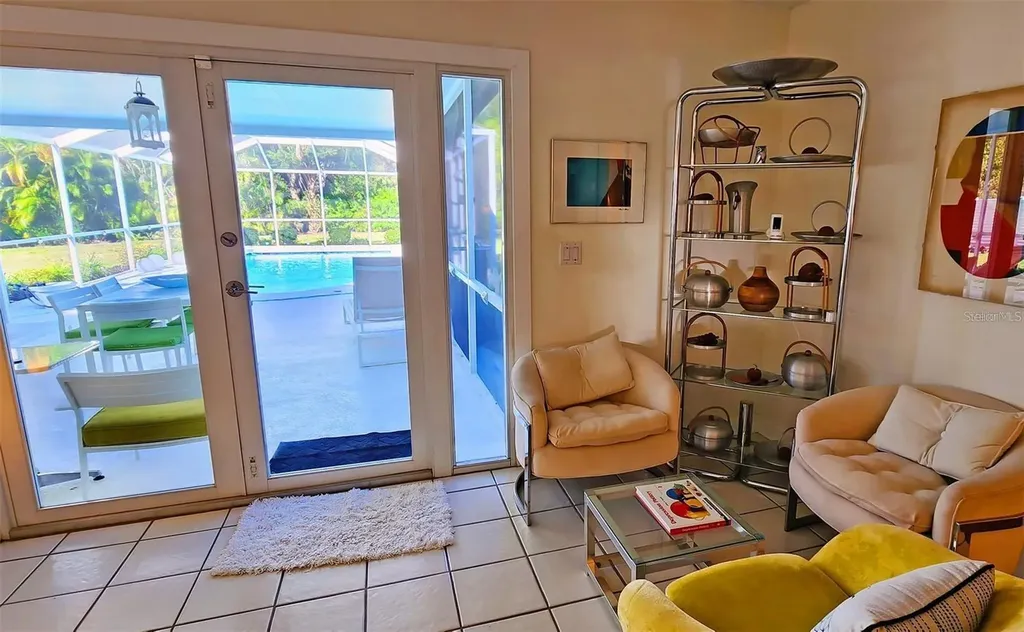 329 Bernard Avenue Sarasota FL 34243